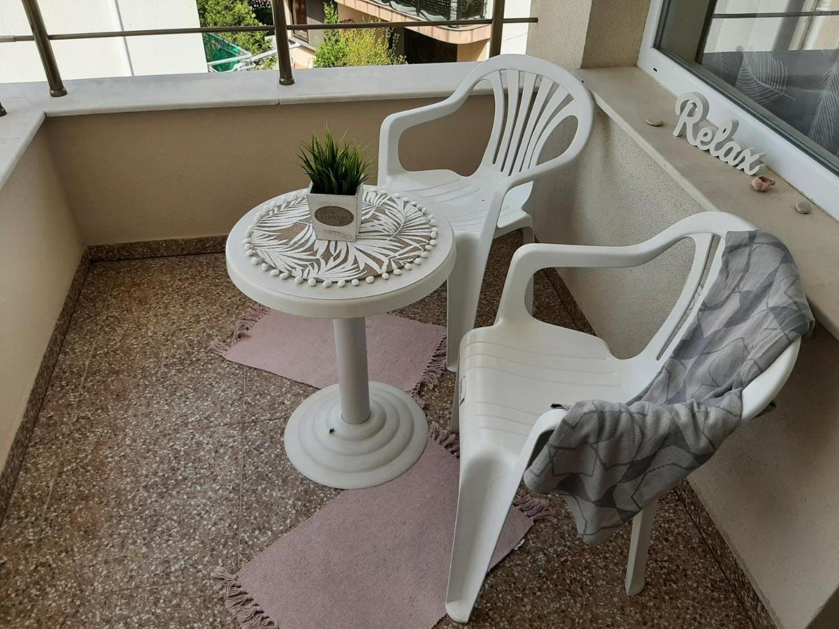 Wave Apartment Burgas City Exterior foto
